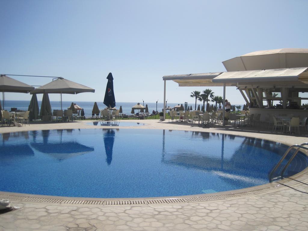 Polyxenia Isaak Luxury Villas And Apartments Protaras Ngoại thất bức ảnh